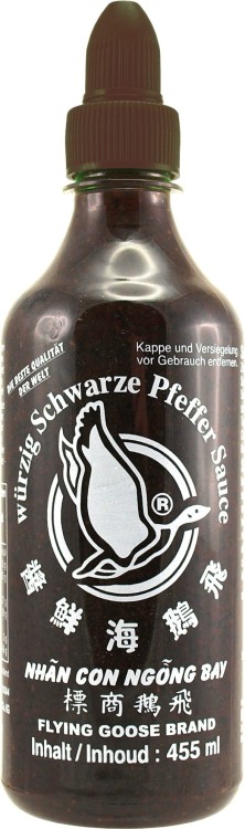 Sos-z-Czarnym-Pieprzem-Flying-Goose-455-ml.jpg